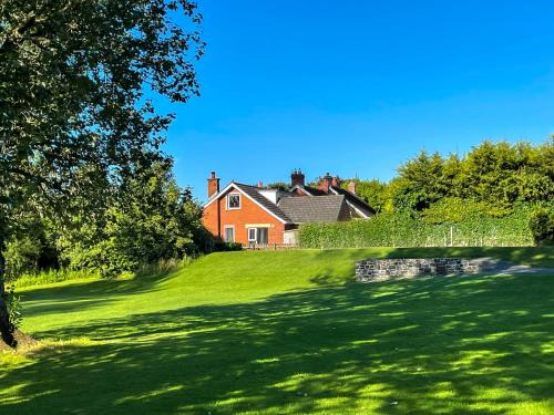 Carrickfergus Casa | Fairway House