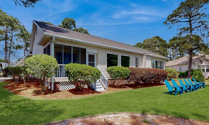 St. James Casa | Fairway Pines: Your Serene Refuge near local golf courses in St. James, NC