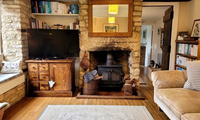 Stroud Casa | Fairytale Cottage in The Cotswolds