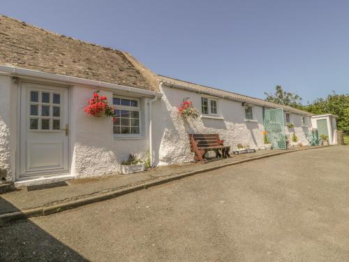 Bryngwran Casa | Falconers Cottage
