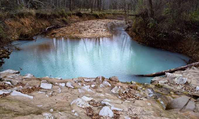 Rogers Cabina | Cabin w/POOL @Big Sugar Creek/Gravel Trail w/ Hot Tub&Sauna on 5 acres 12min DTR