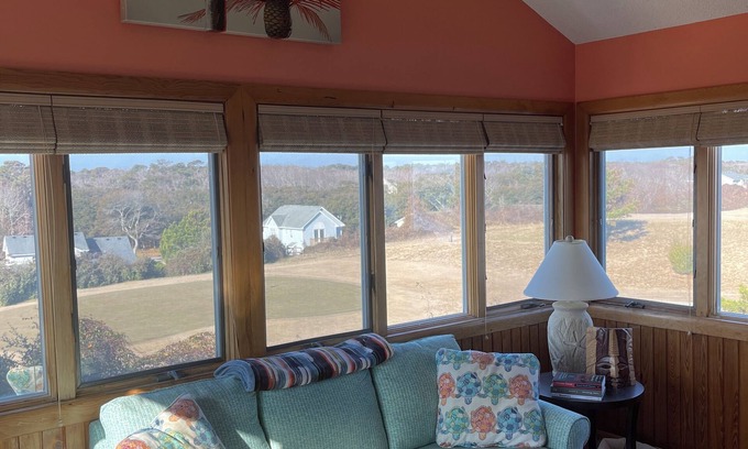 Sea Scape Casa | NEW LISTING: OWNER'S SUITE IN CHARMING KITTY HAWK WITH OUTSTANDING AMENITIES