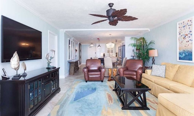 Daytona Beach Shores Condominio | Unidad maravillosamente completamente renovada !!!