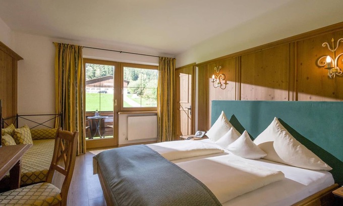 Muhlthal Casa | Familienkombi »abendsonne« Shortstay - Hotel Haflingerhof