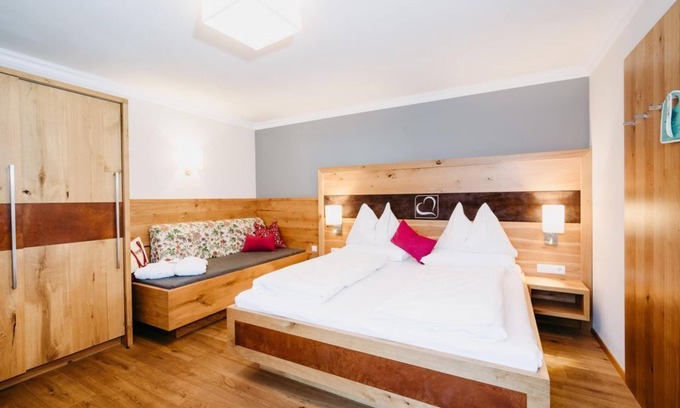 Radstadt Apartamento | Familiensuite Edelweiß 1-3 - Hotel Taxerhof