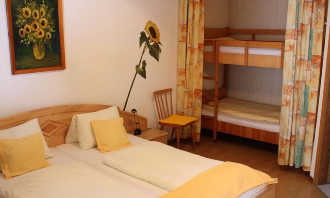 Morbisch am See Apartamento | Familienzimmer mit Dusche, WC - Gabi Schindler