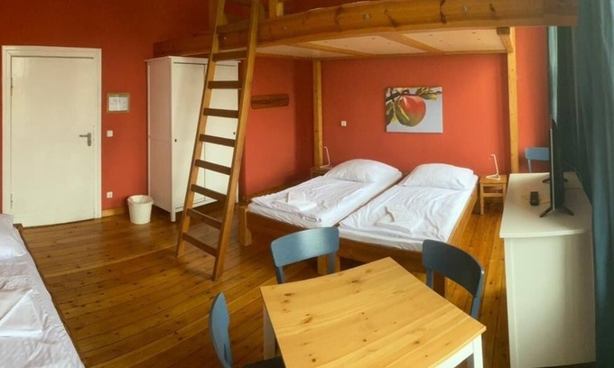 Petkus Apartamento | Familienzimmer, Dusche/wc, Frühstück