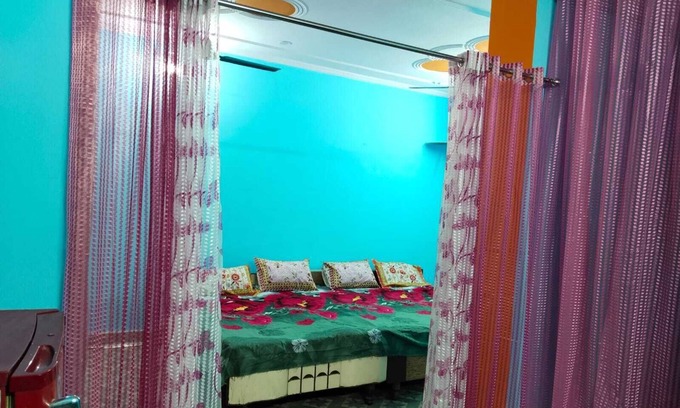 Panch Batti Cabaña | Family atmosphere Guest Room With Double Bed + Single Bed With Cooling Duckting