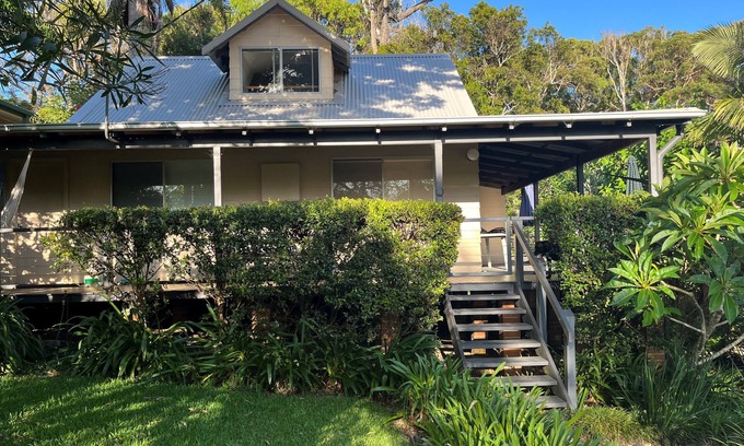 Black Head Casa | Family Beach house located in the heart of Blackhead, Furry friends welcomed