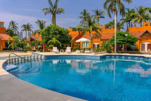 Playa Diamante Casa | Family Condo with 3 Bedrooms Pool & Hot tub
