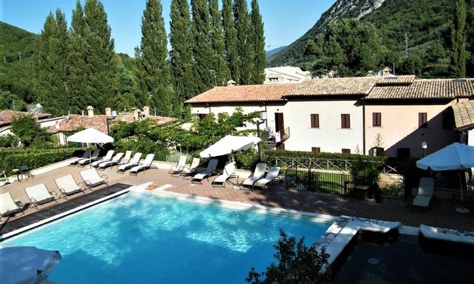 Foligno Casa | Family Escape With Pools and Sauna