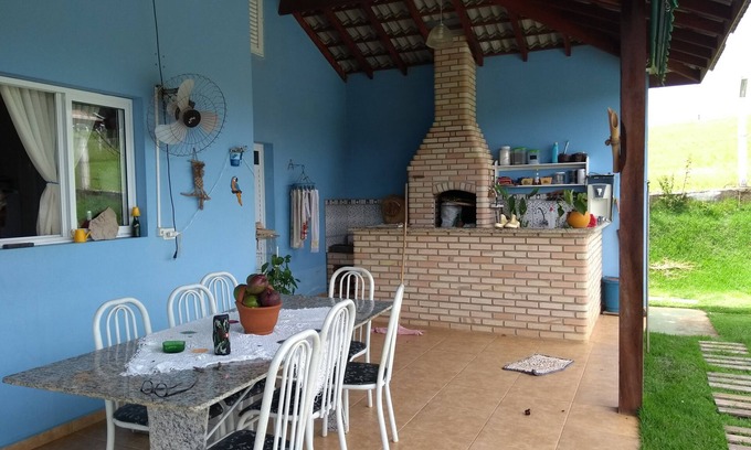 Sarapui Cabaña | Granja familiar: piscina, barbacoa, paz y tranquilidad a 150 km de SP