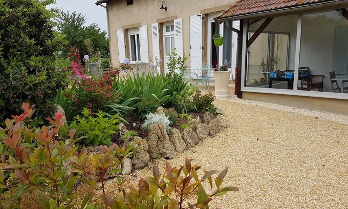 Cindre Cabaña | Casa rural renovada con jardín, WiFi y cerca de atracciones