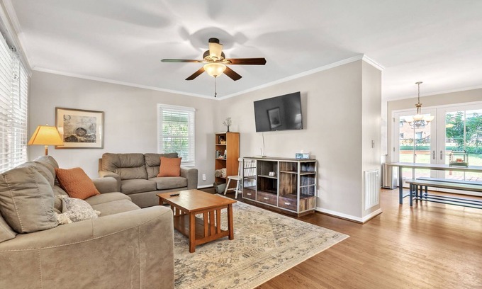 Dunean Casa | Family-Friendly 3/2 Home Near Prisma, Fenced Yard