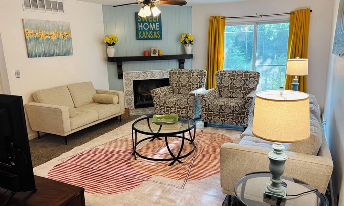 Wichita Casa | The Vassar House- Wichita