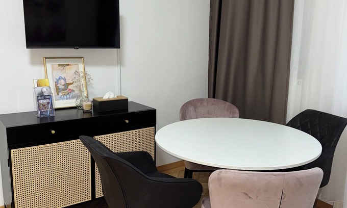 Margareten Apartamento | Family-friendly apartment: modern, prime location, fully equipped