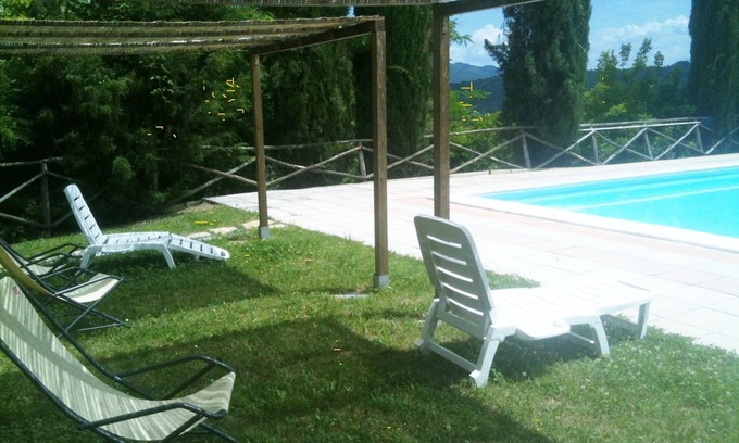 Castel Focognano Casa | Casa de campo familiar en estilo de piedra auténtica Piscina Wine Relax Wif