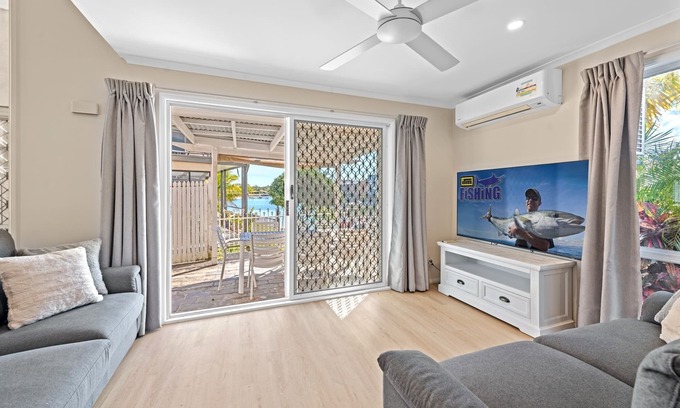 Mooloolaba Apartamento | Family-Friendly Flat with Balcony Views