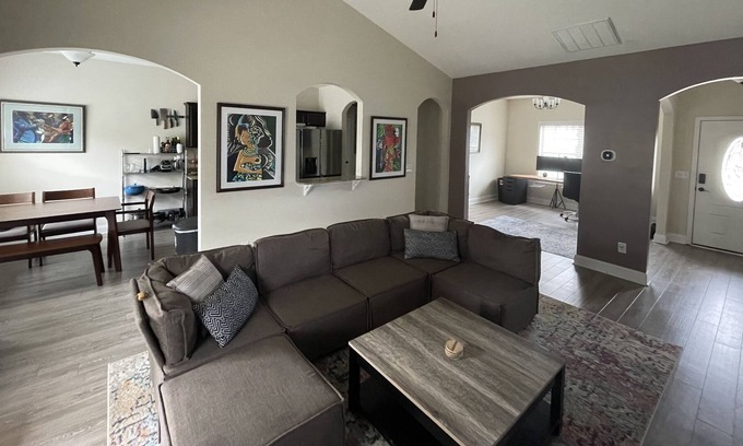 West Columbia Casa | Family Friendly Home Near Everything