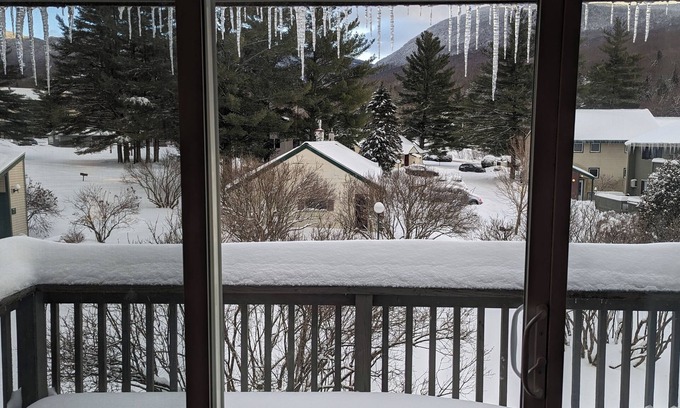 Jeffersonville Casa | Family Friendly Home in Smugglers Notch Resort