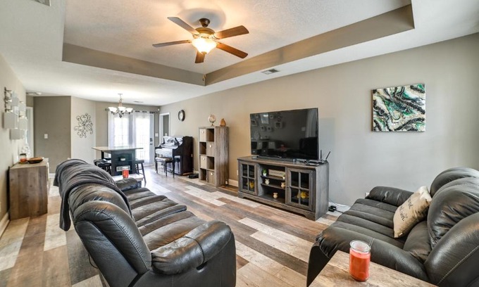 Clarksville Casa | Family-Friendly Home 9 Mi to Clarksville Speedway