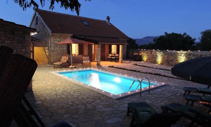 Promina Casa | Family friendly house with a swimming pool Gluici, Krka - 11337