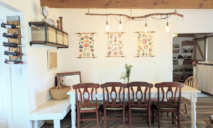 Kapoho Casa | Family-Friendly Jungle Retreat – Sauna, nature views, in heart of Pahoa Village