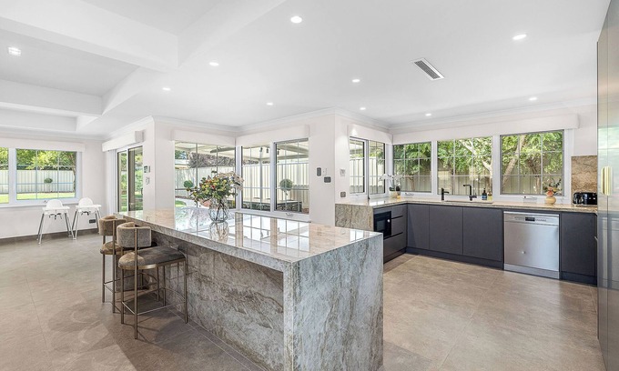 Applecross Casa | Family-Friendly Perth Stay with a Huge Backyard to Explore