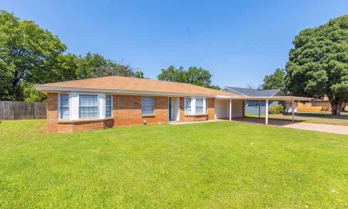 Abilene Casa | Family-Friendly Retreat: 3BR Home with Game Room & Spacious Backyard Oasis