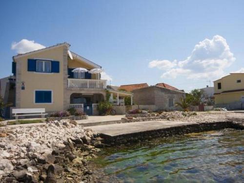 Krapanj Apartamento | Family friendly seaside apartments Krapanj, Sibenik - 18004