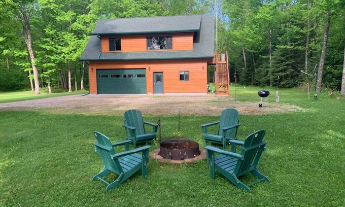 Park Falls Casa | Family fun on a great fishing lake
