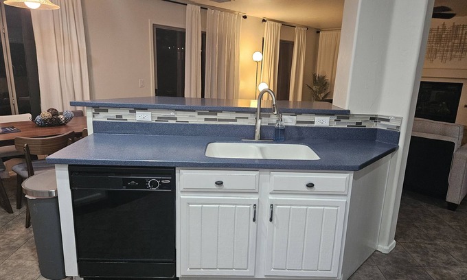 Green Valley Casa | Family Haven Spaciuos 2 Story