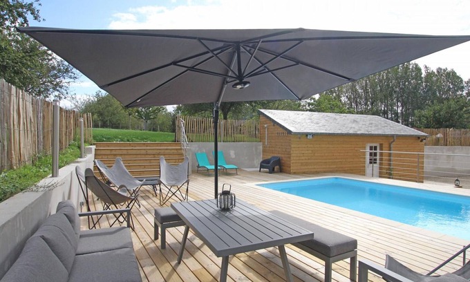 Bricqueville-sur-Mer Cabaña | Casa familiar con piscina climatizada, sauna y Wi-Fi cerca del mar