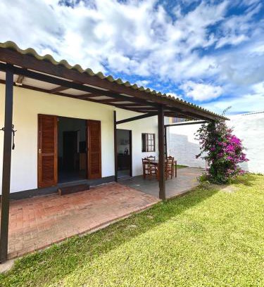 Sao Joao do Rio Vermelho Casa | Family home near the beach - Norte da Ilha