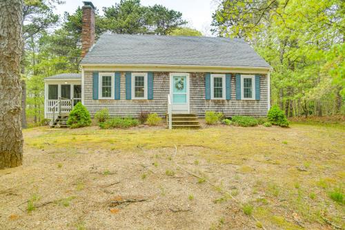 North Eastham Casa | Family Home on Cape Cod Walk to Cooks Brook Beach