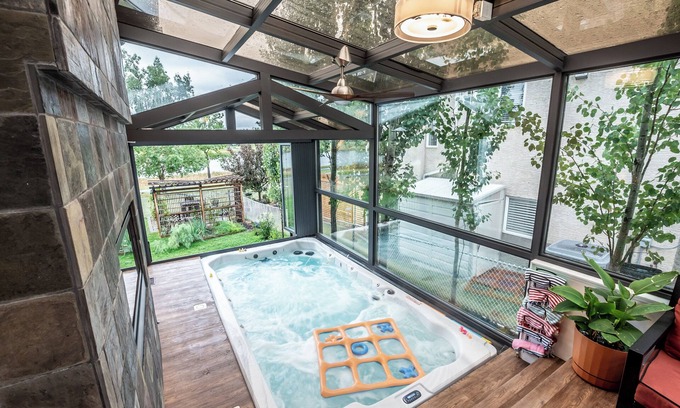 High River Casa | Family Home w/ Swim Spa and Lake Views in High River