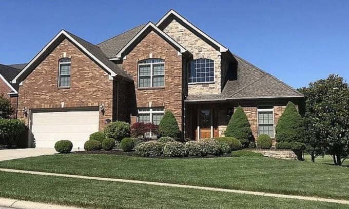 Georgetown Casa | Family home with large deck with a beautiful view of golf course.