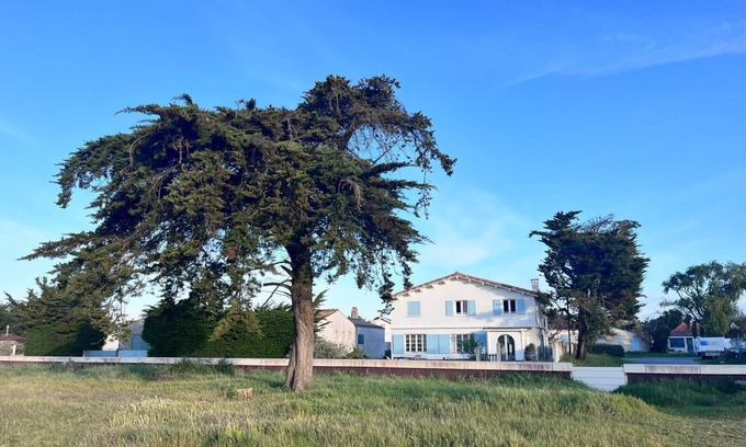 Mauzac Casa | Family home with sea view