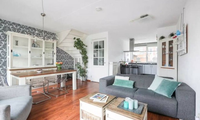 Municipality of Purmerend Casa | Family house near Amsterdam with private parking spot