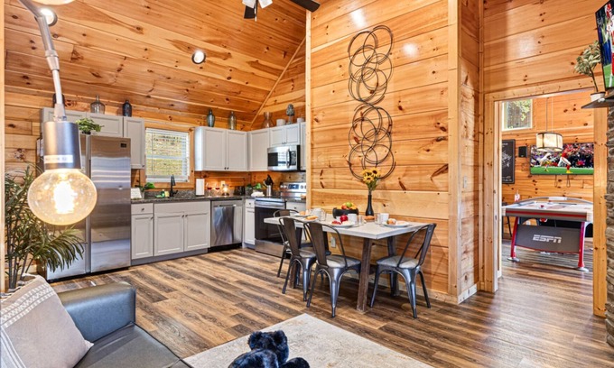 Sevierville Cabina | Family Oasis By Ghosal Luxury Lodging