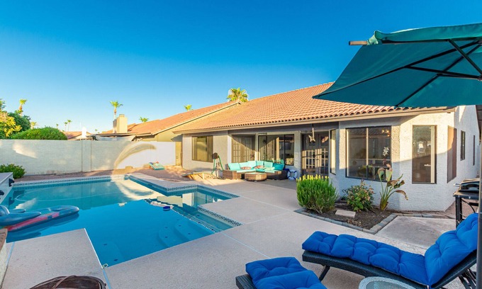 Alta Mesa Community Association Casa | Family Oasis, Pvt Pool, Bar, Work Desk, Games, Near Dining, Fun & Salt River