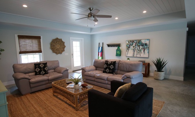 Sebastian Highlands Casa | Family Retreat on the Water