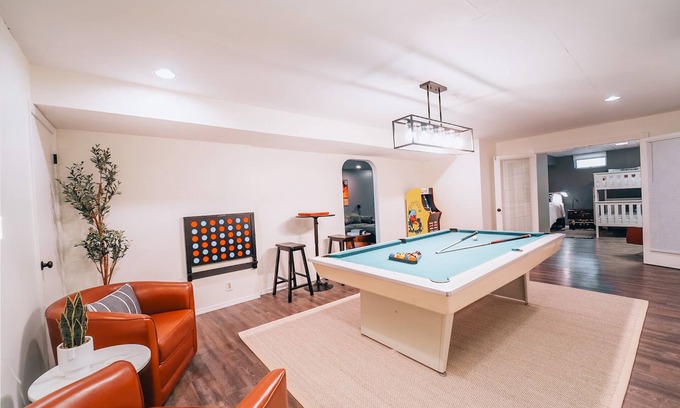Fennville Casa | Family retreat w/ pool, fire pit & game room. Near Saugatuck, wineries & beach!