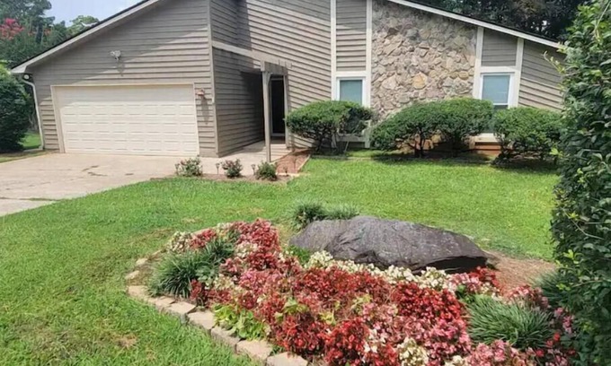 Gwinnett County Casa | Family size Home, just outside Atl, Close to Lake Lanier, Stone Mnt, and I-85.