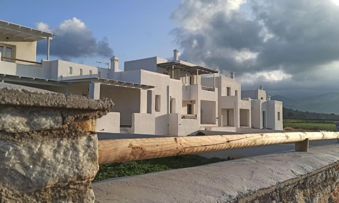 Naxos Casa | Family-size House in the fields of Naxos 2B/R Queen, 2TV, 2WC