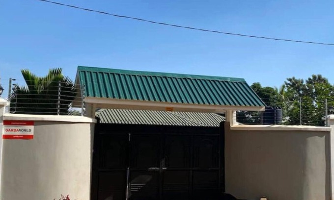 Morogoro Otro | family sized farm house with the view of Uluguru Mountains
