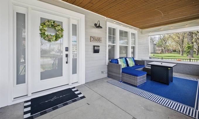 Mapleton/Fall Creek Casa | Family Spacious 5BR Retreat w Game Filled Basement Suite