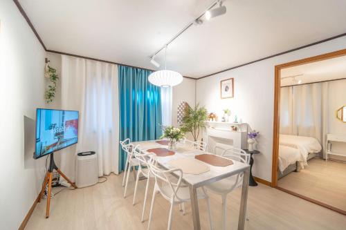 Sinsu-dong Apartamento | Family Suite near Hongdae & Seoul Station