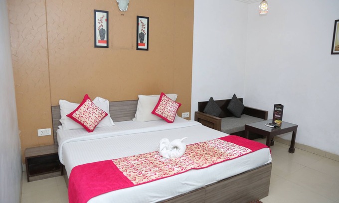 New Delhi Apartamento | Family Suites hotel Near Delhi Airport by Sai Group