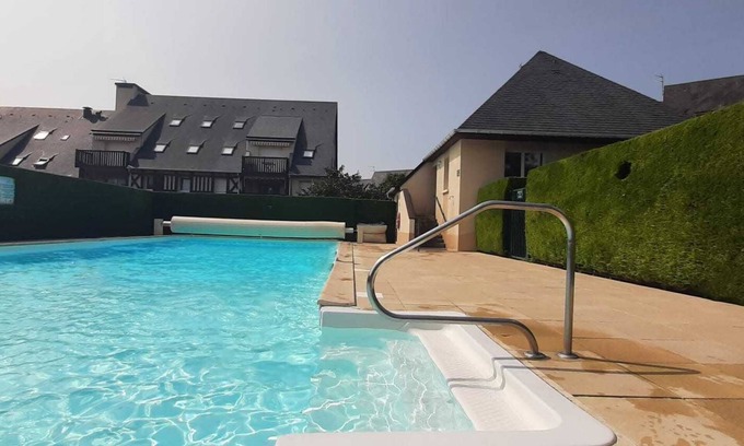 Touques Apartamento | Family T2 with pool and garden in Touques